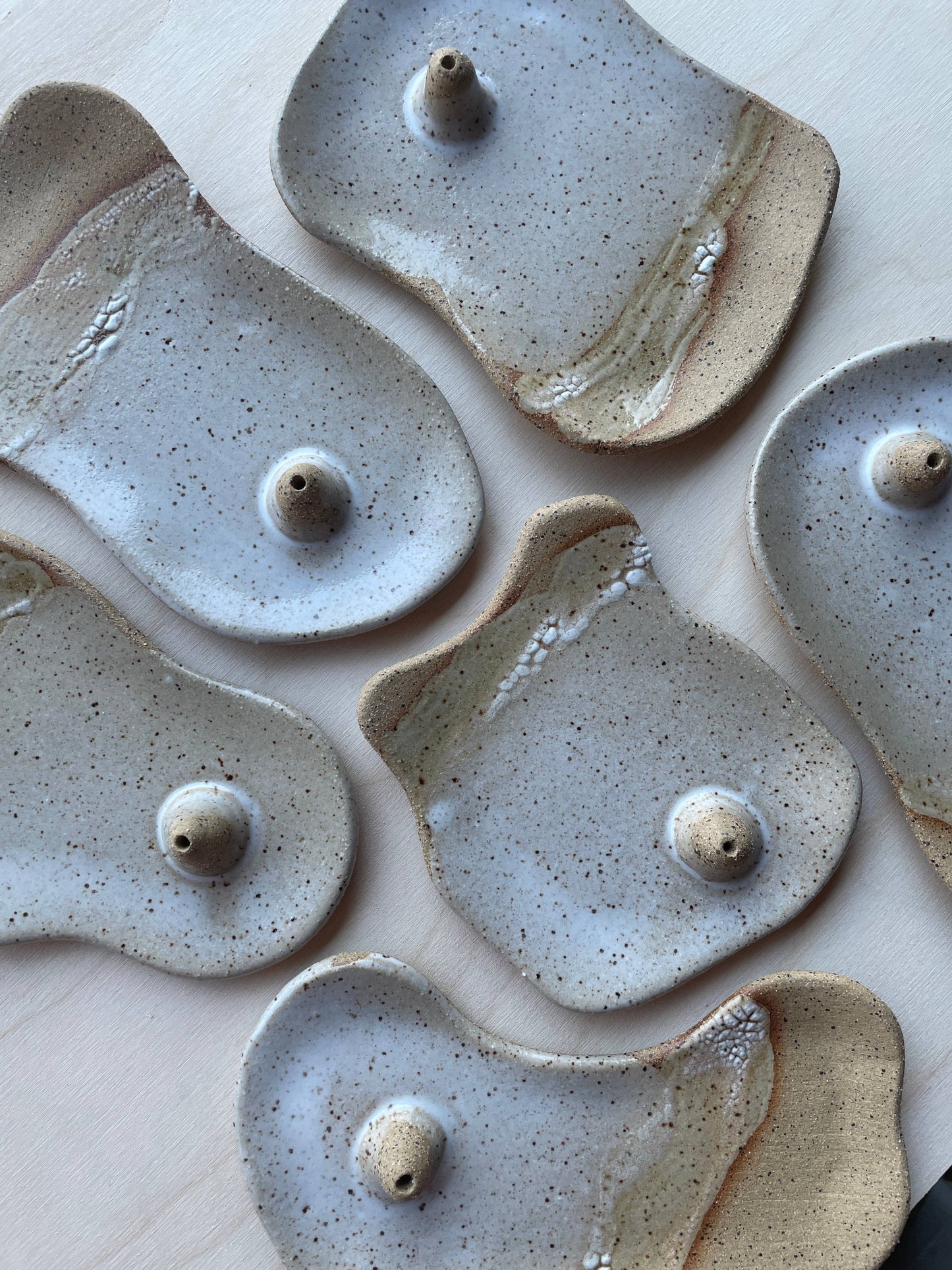 Handmade Ceramic Incense Dish 〰️ Crackle