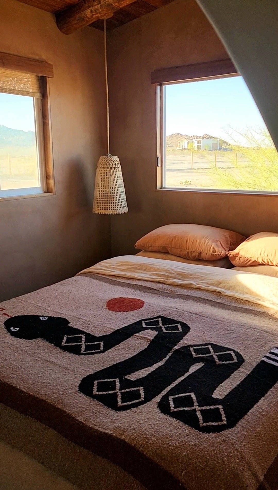 La Víbora // Handwoven Blanket