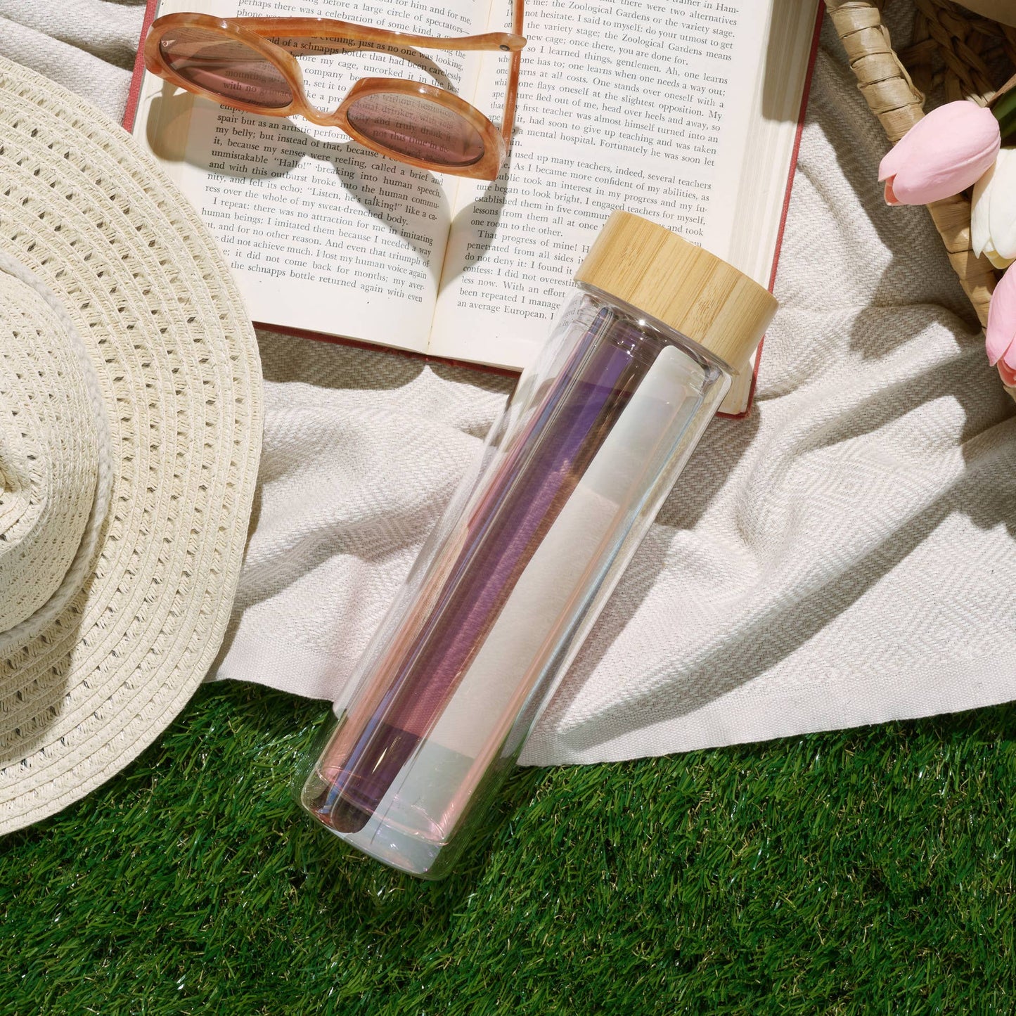 Iridescent Glass Travel Infuser Mug