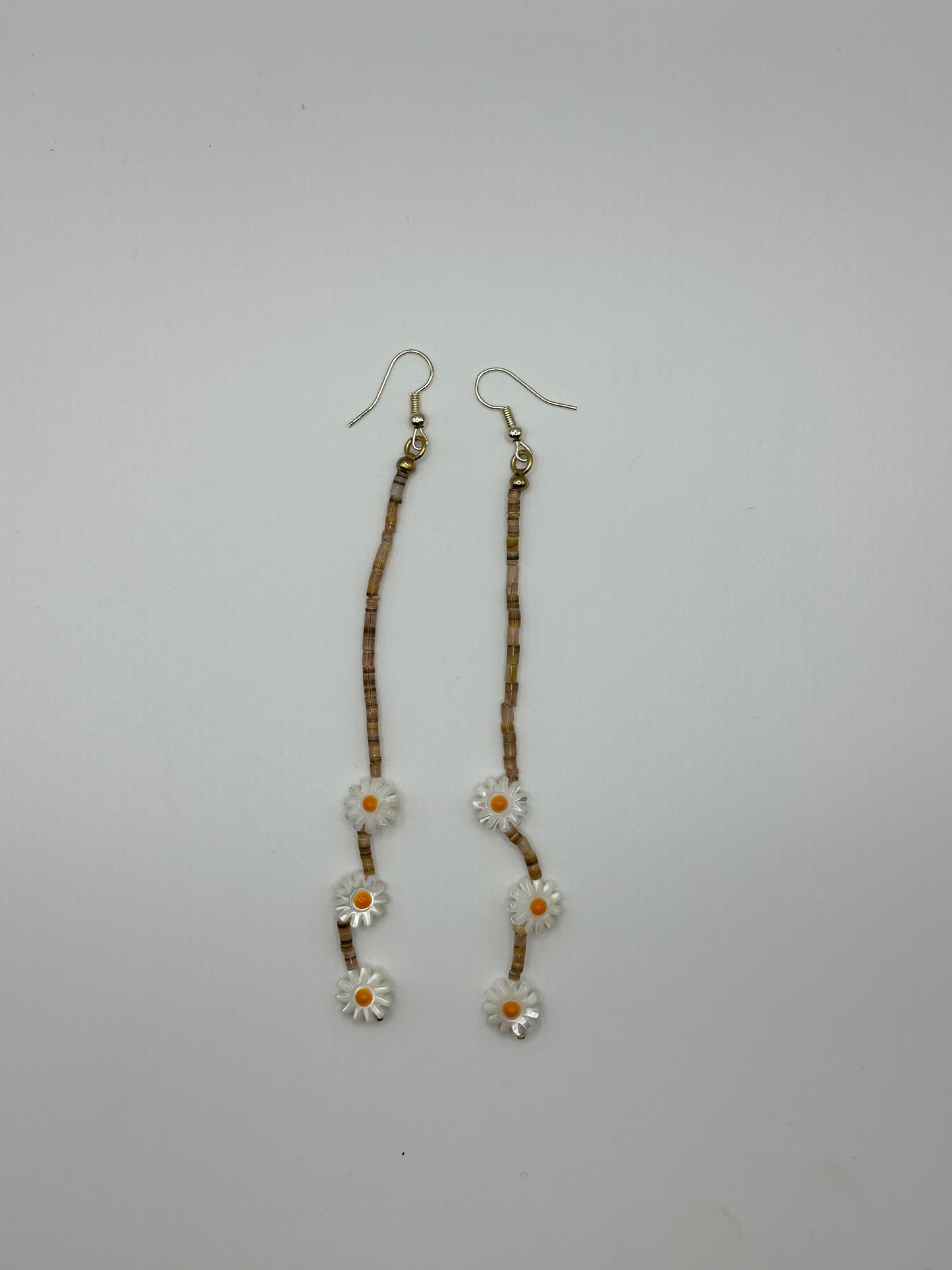 Shell Beaded Daisy Earrings