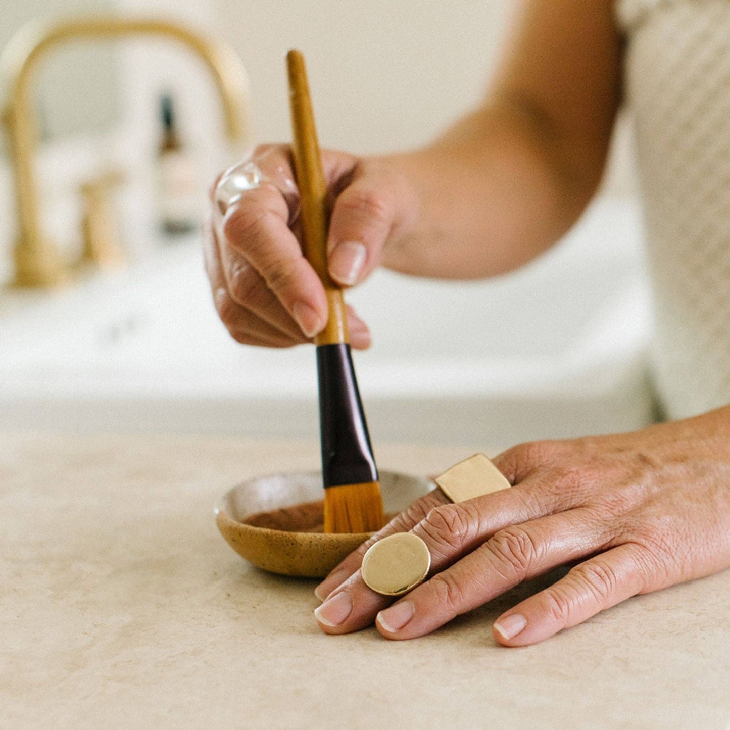 Face Mask Brush