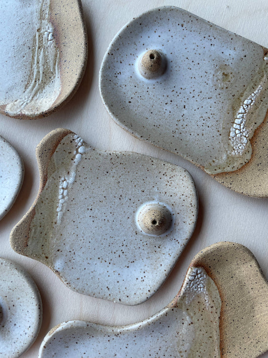 Handmade Ceramic Incense Dish 〰️ Crackle